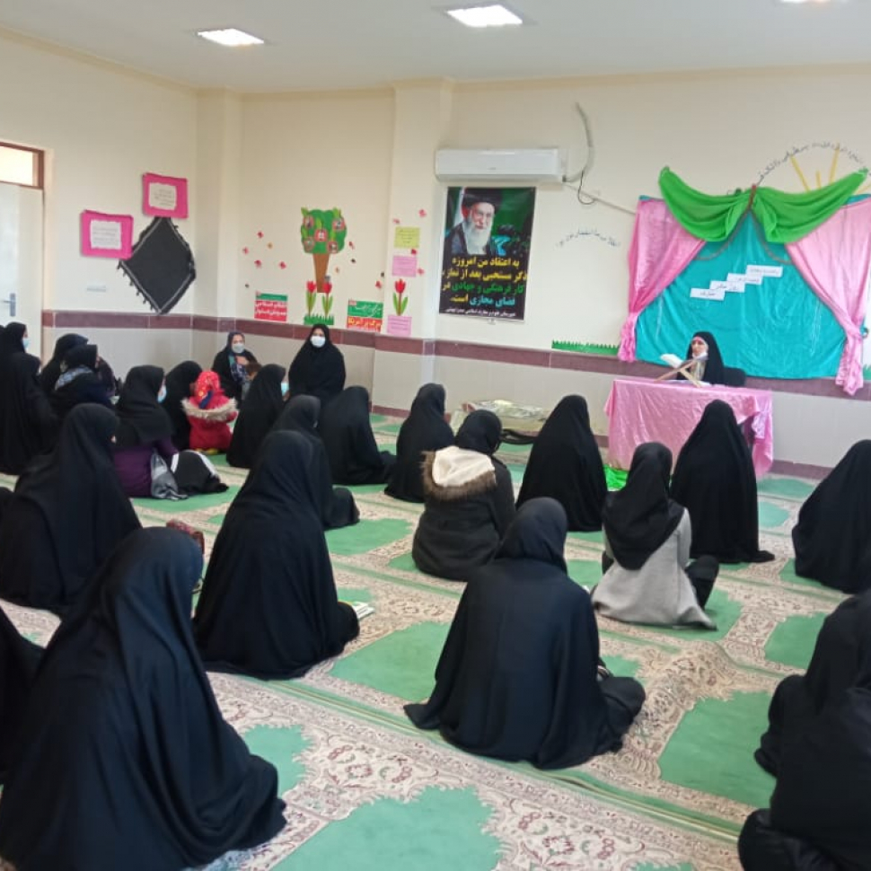 برگزاری جشن ولادت حضرت فاطمه (س) و روز مادر دبیرستان معارف اسلامی شهرستان بهمئی